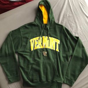 Vermont Catamounts Hoodie Size Large